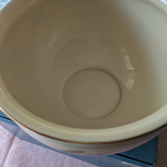 Lenox Nature's Impressions Bowl - Picture 4 of 5